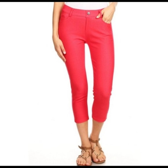 COPY - Women’s Classic Skinny Capri jeggings - Picture 1 of 4
